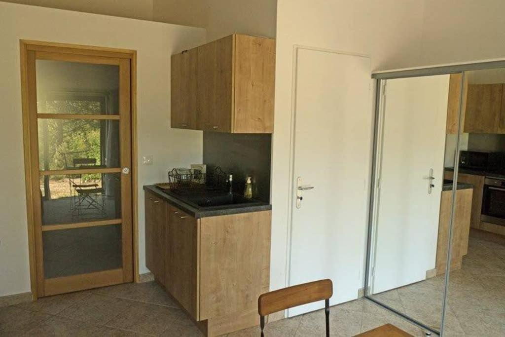 Villa La Lurette, Appartement Et Studio Saint-Etienne-les-Orgues Exterior photo
